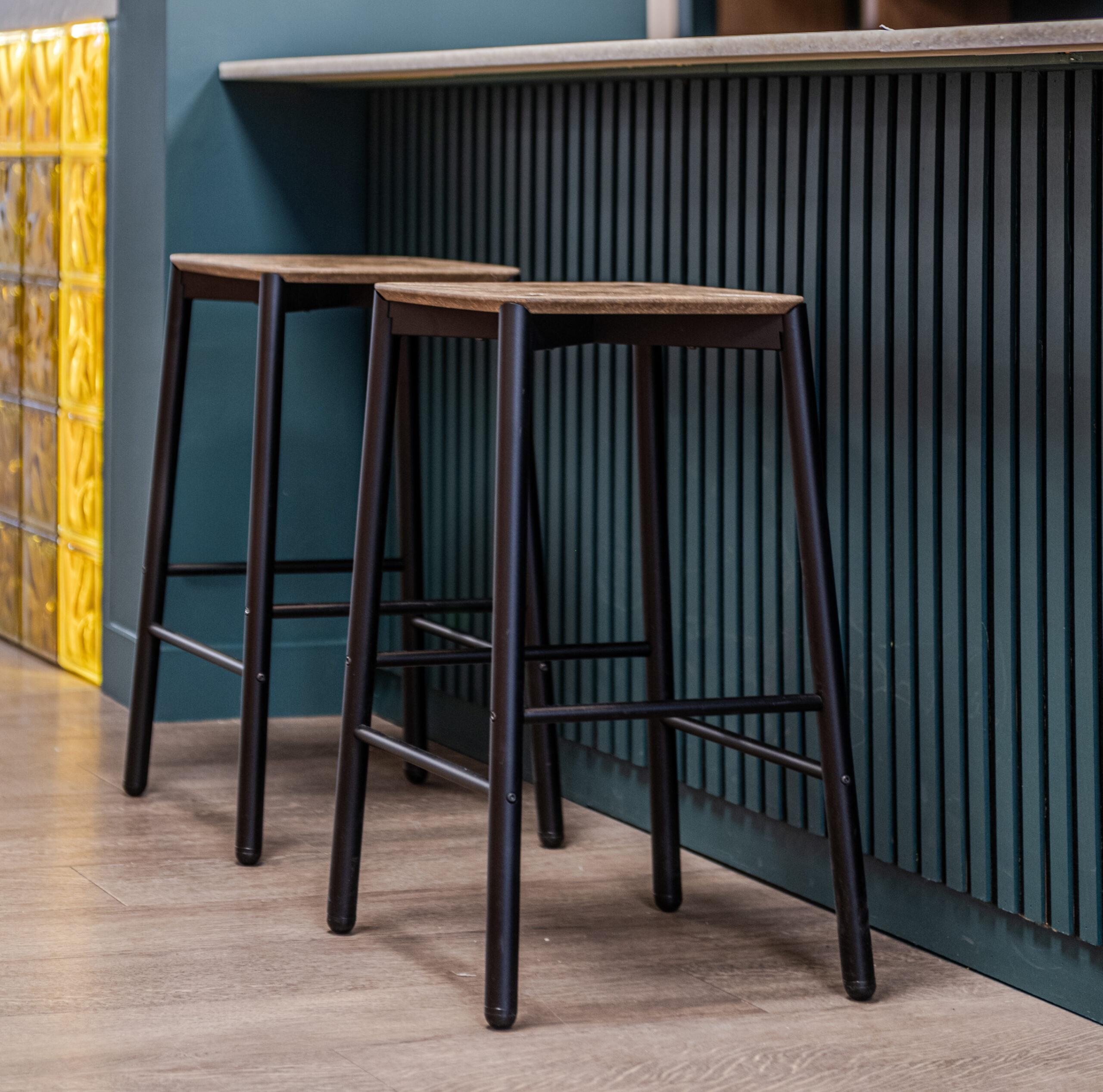 Tabouret Newport — restaurant végétal