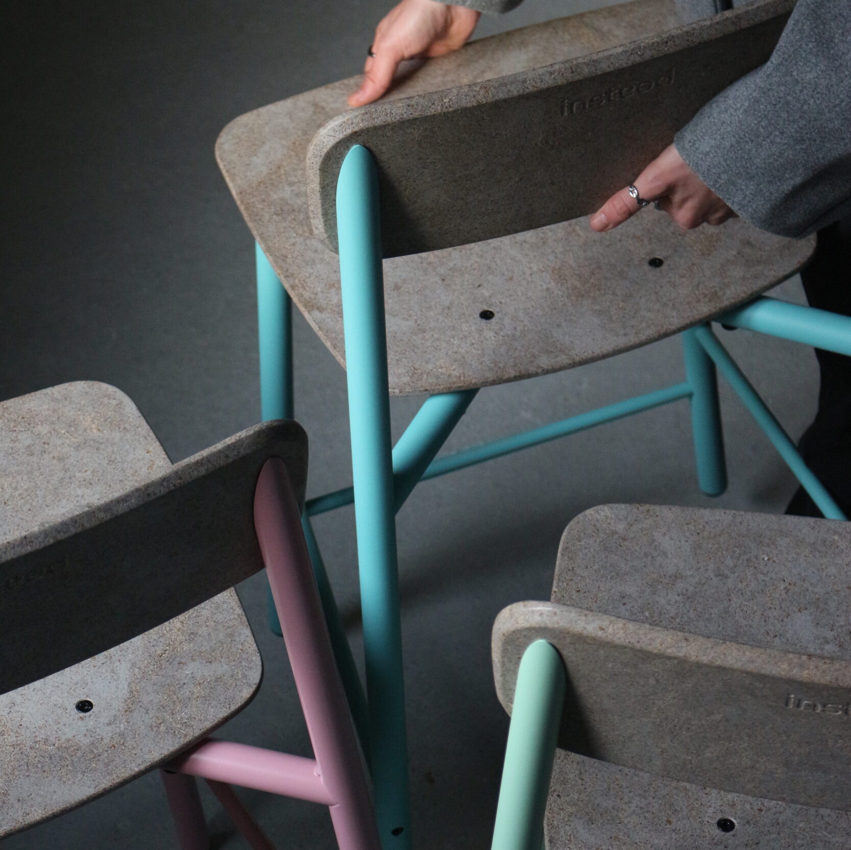 chaises design de restaurant - mobilier écoresponsable
