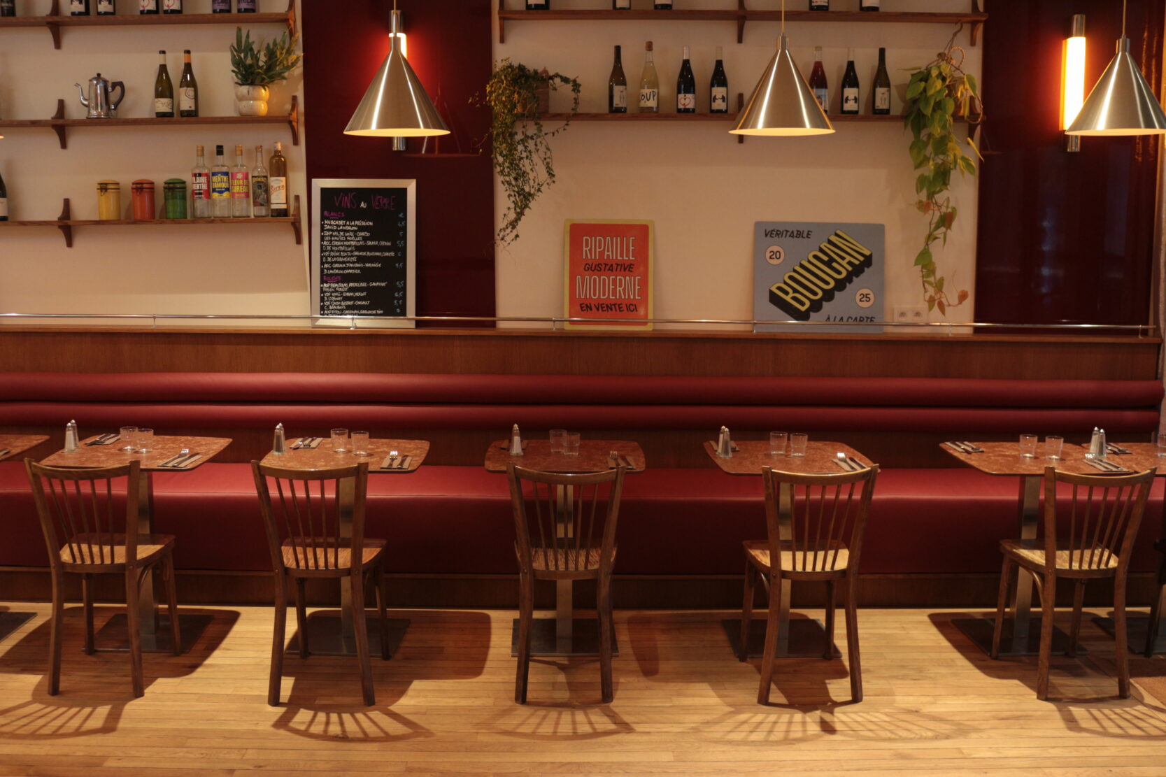 Projet Boucan tabourets Newport Instead